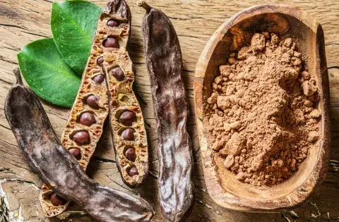 Mączka chleba świętojańskiego (E410) bez glutenu? Ekspert wyjaśnia